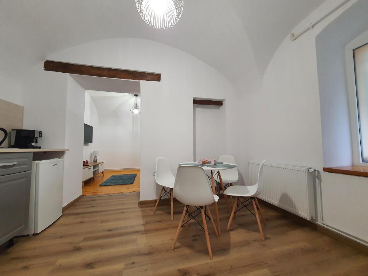Lucasi Apartament Sibiu Exterior foto